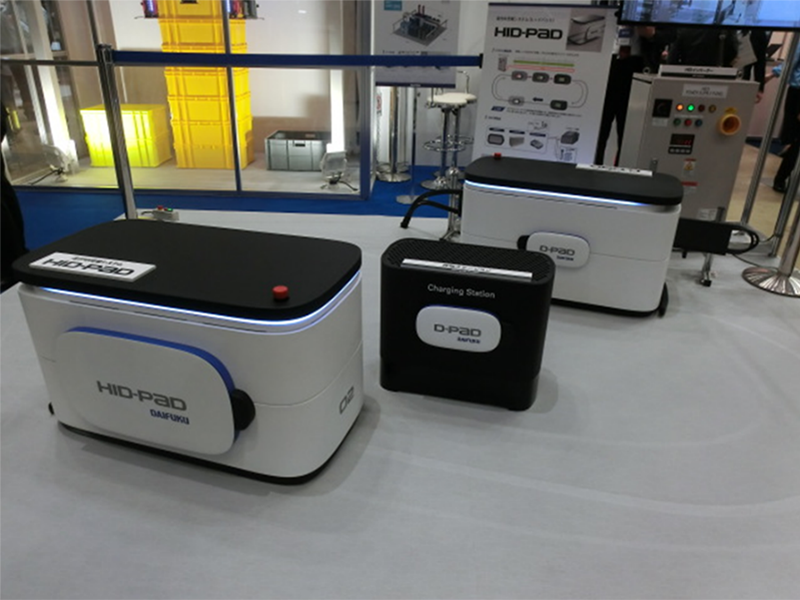 写真14.ワイヤレス走行中充電システムHID-PAD