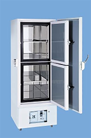 写真5.超低温槽・超低温冷凍庫(ノンフロン)